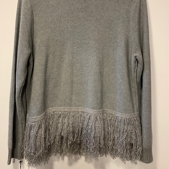 Ivanka Trump Grey Blouse - Picture 7 of 8